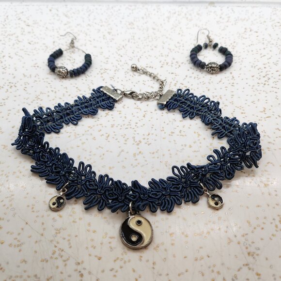 Vintage Drop Hoop Earrings & Ying Yang Choker Set - Picture 1 of 6